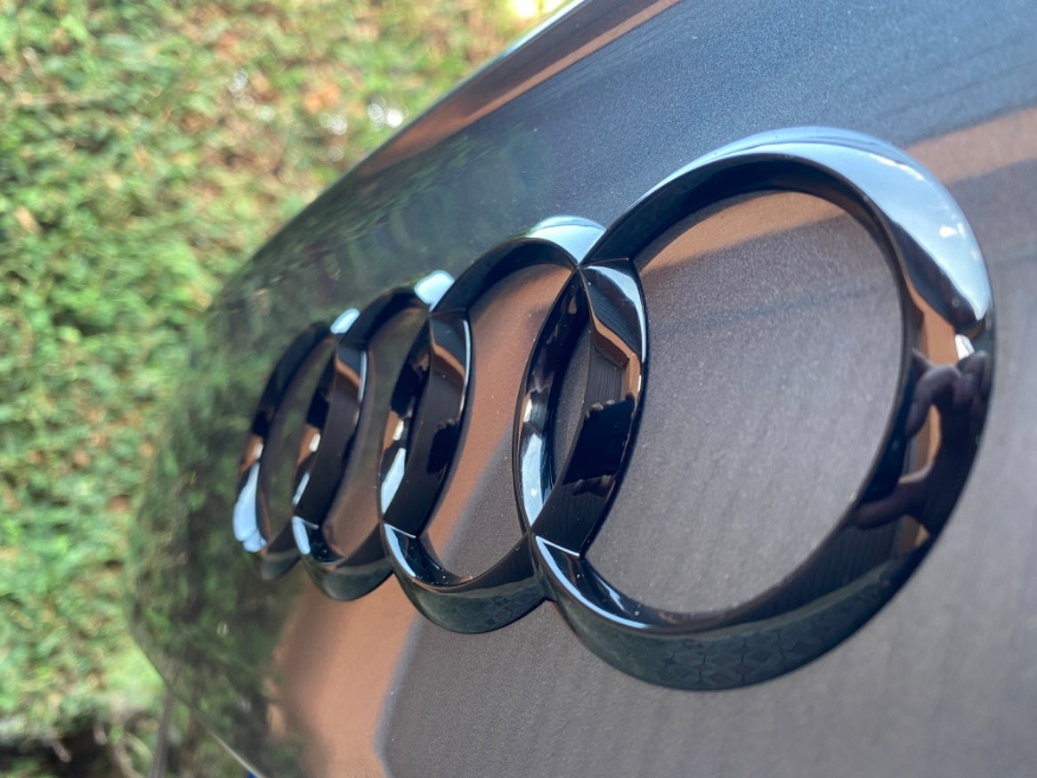 2x Emblèmes S-Line ailes portes Noir Brillant 72x15 MM pour Audi -  Équipement auto
